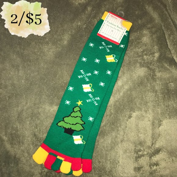 Holiday Pick-Ups Accessories - NWT Christmas Toe Socks